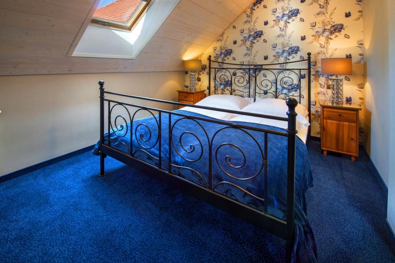 Hotel Zalesie Бохня Экстерьер фото